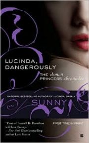 Bookcover: Lucinda, Dangerously